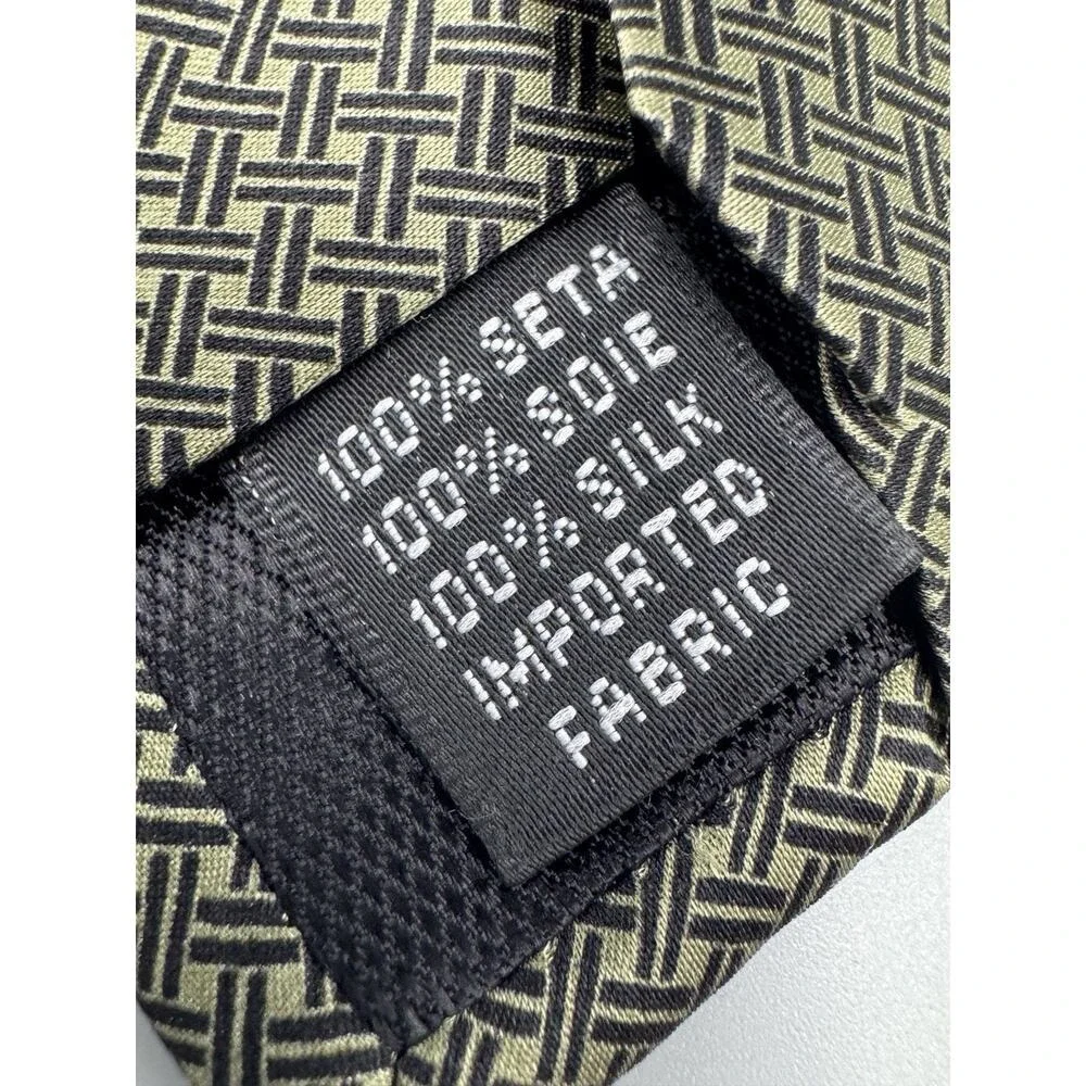 Tongue Tied Silk NY Necktie Tie Mens Geometric Tom McLellon 58